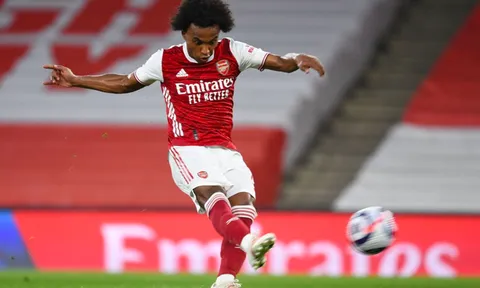 "Của nợ" rời Emirates, CĐV Arsenal lập tức mở hội