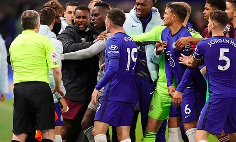 Rõ khả năng Chelsea bị trừ điểm ở Premier League