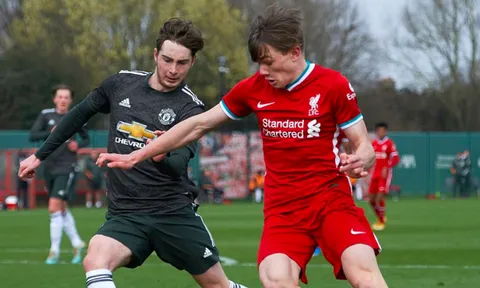 Từ chối hợp đồng, sao sáng Liverpool chuẩn bị đến Man United