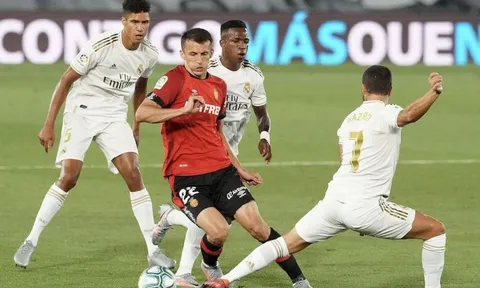 Rõ khả năng M.U và Real đàm phán bom tấn thứ 2 sau Varane