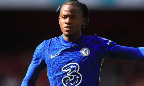 CHÍNH THỨC! Chelsea hoàn tất HĐ mới và đẩy đi ngay lập tức