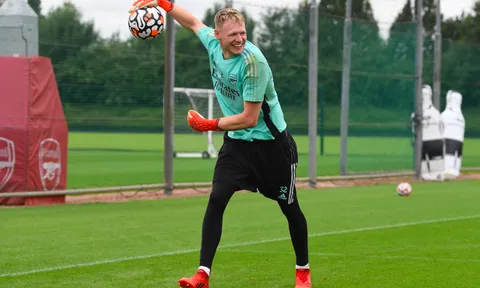 Ra mắt Arsenal, tân binh chốt số áo và lập tức làm 1 điều
