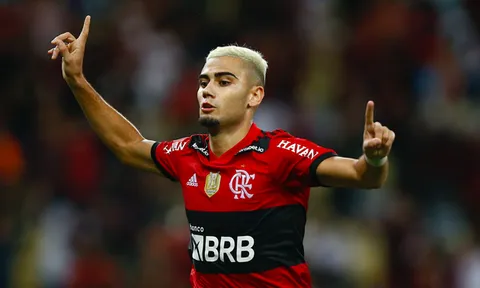Thỏa thuận xong HĐ, Man Utd chia tay số 10 thất sủng