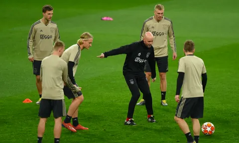 Erik ten Hag nhắm sẵn 3 sao trẻ M.U cho đội 1