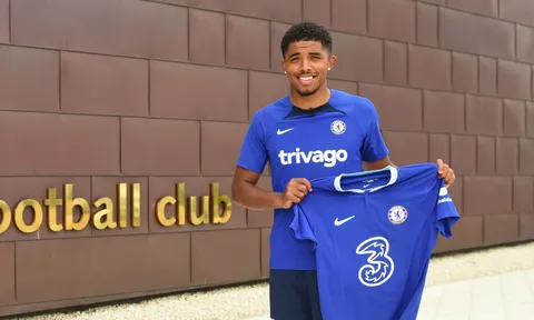 CHÍNH THỨC! Chelsea công bố tân binh thứ 6, bom tấn đắt kỷ lục