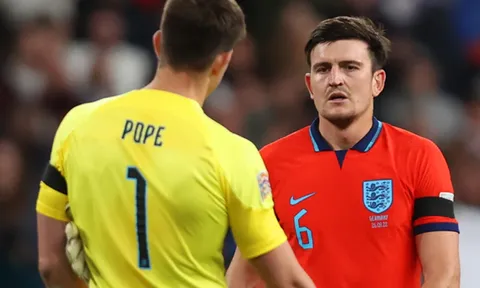Maguire: "Tôi xin lỗi"