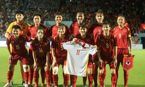 Hành động đẹp trong trận thắng của tuyển nữ Việt Nam tại SEA Games 31