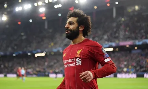 Giúp Liverpool thắng trận, "Pharaoh Ai Cập" cho Suarez và Torres "hít khói"