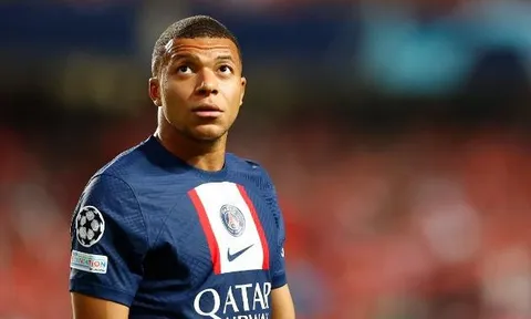 Sếp lớn PSG lên tiếng về tương lai Mbappe