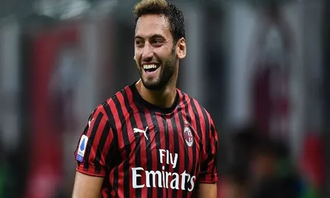 Sếp lớn xác nhận, rõ khả năng Man Utd chiêu mộ "Vua đá phạt"