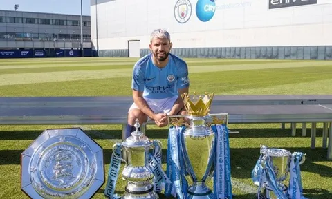 Aguero chọn Man City, từ chối hợp đồng kỷ lục của CLB thành London
