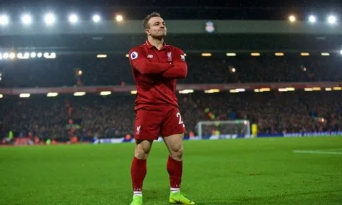 Sao Liverpool đã nói với bạn thân về việc rời Anfield