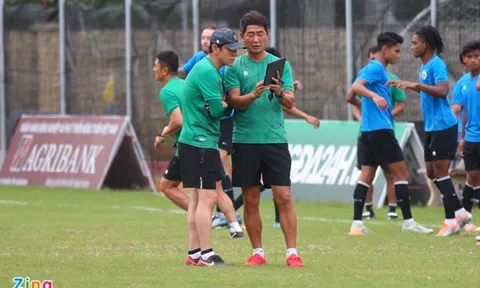 HLV Shin: 'Việt Nam và Thái Lan mới mạnh nhất SEA Games 31'