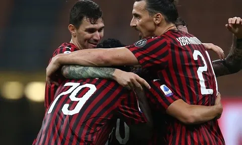 'Siêu trung vệ' và Ibra: Đội hình chất lừ giúp AC Milan lên đỉnh Serie A