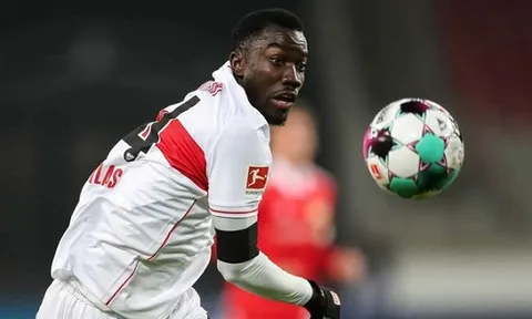 Hy hữu, sao Bundesliga dùng danh tính giả ra sân