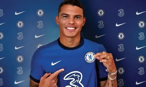 Giroud tiết lộ lý do Chelsea chiêu mộ Thiago Silva