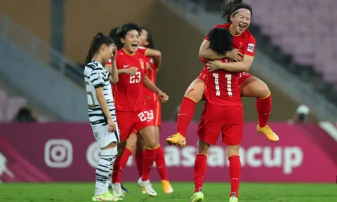 Sina: 'Thu nhập của bóng đá nữ Trung Quốc cao nhất thế giới'