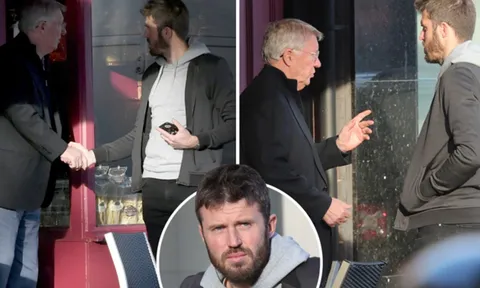 Carrick gặp gỡ với Sir Alex sau trận thua của Man United