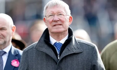 Sir Alex Ferguson: "Tôi đã khóc, cảm thấy bất lực..."