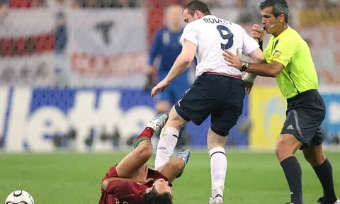 "Alex Ferguson gọi tới và nói: Tôi sẽ giết ông. Ông xong rồi"
