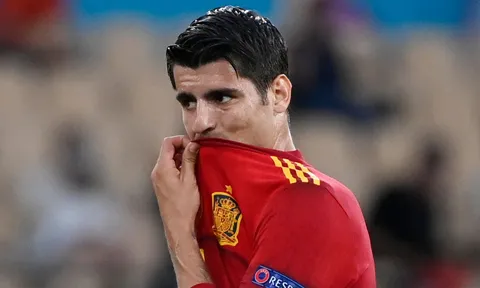 Alvaro Morata đáp trả chỉ trích sau pha bỏ lỡ sốc trước Thụy Điển