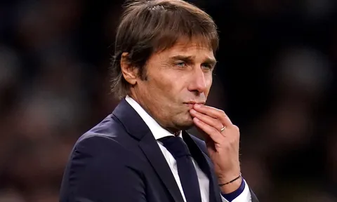 Bình luận của Klopp nêu rõ lý do M.U từ bỏ Conte