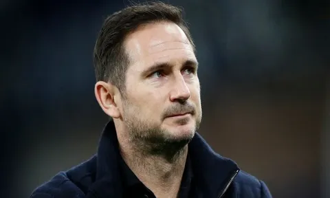 Sau tất cả, Lampard hé lộ lý do tống khứ Tomori khỏi Chelsea
