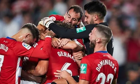 Granada: "Bầy cáo" thứ 2 tại La Liga và "đối thủ" lạ lẫm với các ông lớn