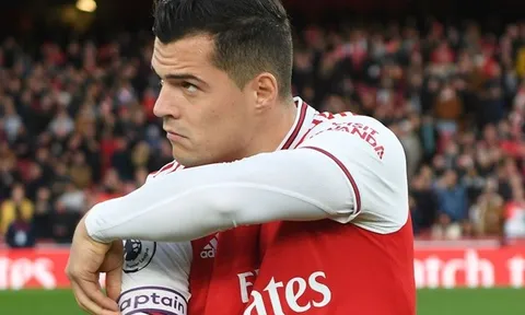 Wenger: "Cuối cùng Xhaka đã làm điều Emery muốn"