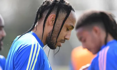 Bị gọi là Mafia, Aubameyang phá vỡ im lặng
