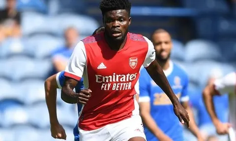 Số phận 5 tiền vệ Arsenal trước mùa giải mới