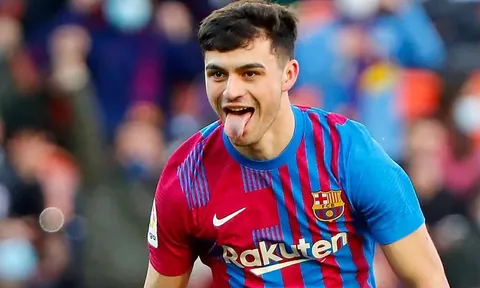 Số phận 7 cái tên thay Iniesta ở Barca: Nỗi thất vọng 140 triệu, Cậu bé vàng sáng chói
