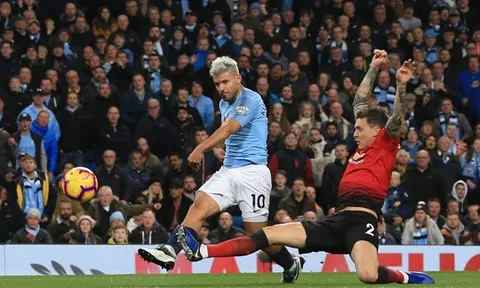 SỐC! Gạt Liverpool, Aguero nói thẳng vì sao M.U mới là đối trọng