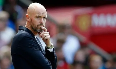 SỐC! Loạt sao M.U 'bật' chiến thuật của Ten Hag ở trận Liverpool