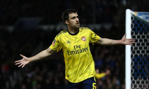 Vì sao "nạn nhân của Gabriel" không thể rời Arsenal tới PSG?