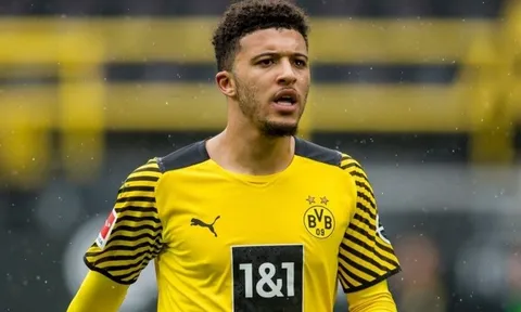 Solskjaer đối mặt với sự mâu thuẫn trong vụ Sancho