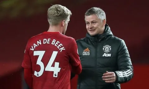 Solskjaer mang đến cho Van de Beek niềm hy vọng mới