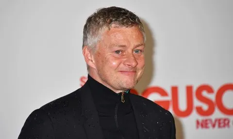 Solskjaer thực hiện 9 thay đổi, đội hình Man Utd đấu Wolves quá lạ lẫm