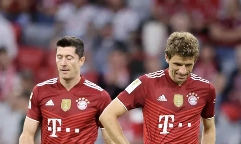 Sóng ngầm tại Bayern Munich