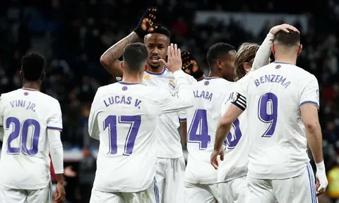'Song sát' Benzema - Vinicius giúp Real hủy diệt Bầy dơi