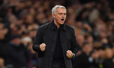 Spurs hòa tức tưởi, Mourinho bất ngờ lên tiếng "cà khịa" Man United