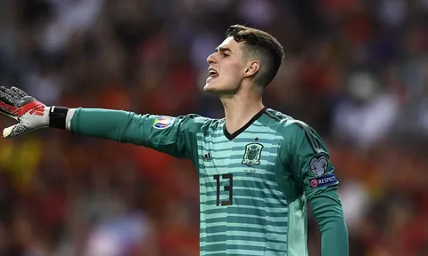Bắt chính 7 trận, Kepa cân bằng "thành tích" trong 15 trận của Mendy và Caballero