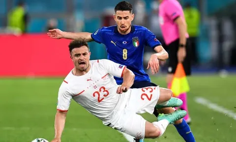 "Jorginho xứng đáng đề cử cho QBV"