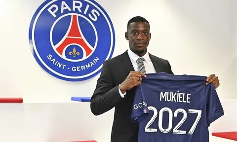 CHÍNH THỨC! PSG công bố tân binh thứ 4