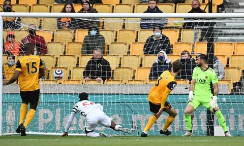 'Phát hiện mới' nổ súng, M.U hạ đối thủ cứng đầu khép lại Premier League