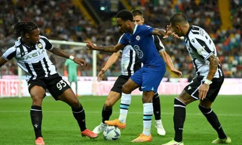 Sterling 'mở tài khoản', Chelsea tạm quên nỗi đau Arsenal