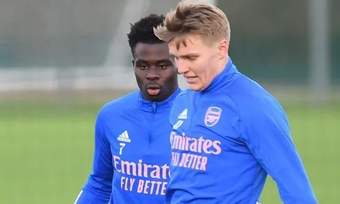 Sự ăn ý giữa Odegaard - Saka giúp Arsenal thăng hoa
