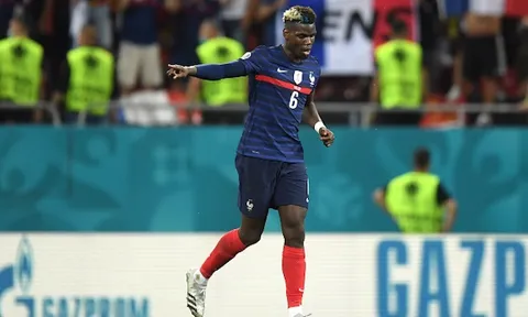 Sự mất tập trung điển hình của Paul Pogba