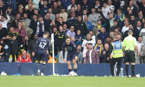 Sự thù địch nhắm vào Jack Grealish