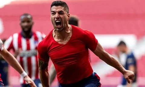 Một CLB Premier League đã đưa Luis Suarez vào tầm ngắm